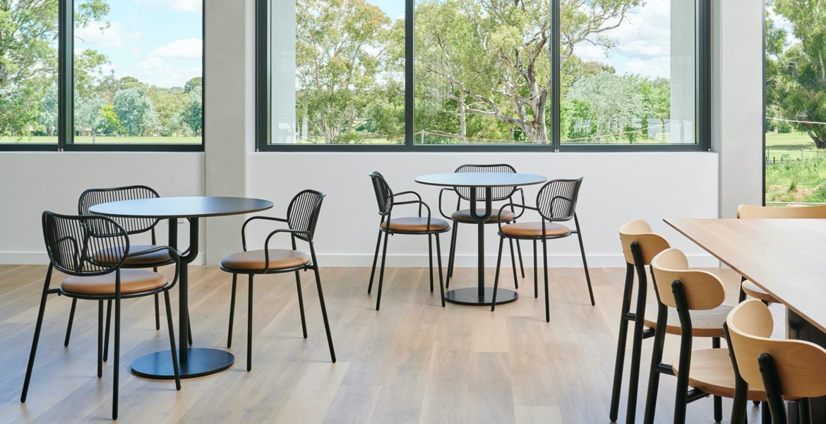 66號(hào)外貿(mào)家具商城網(wǎng)站案例自適應(yīng)深圳網(wǎng)站建設(shè)公司傾情制作外貿(mào)商城案例