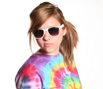 83號外貿(mào)橙色背景時(shí)尚服裝購物商城網(wǎng)站建設(shè)，響應(yīng)式前端外貿(mào)站帶手機(jī)端