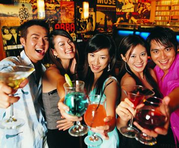 99號黃色經(jīng)典背景在線美食訂餐網(wǎng)站建設(shè)，單獨電腦端，可開發(fā)APP小程序應(yīng)用